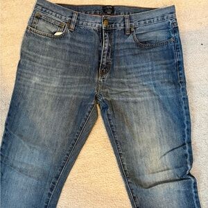 listing-status-banner